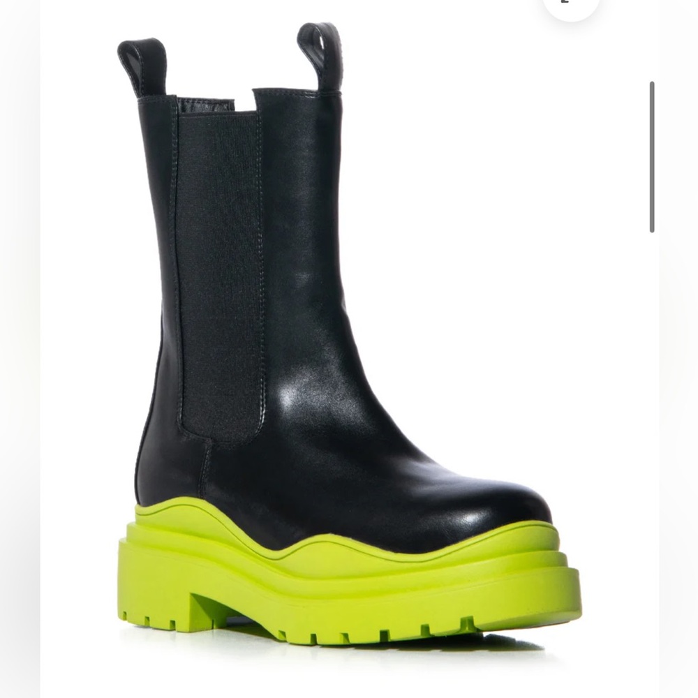 AZALEA WANG ONLY IN MY DREAMS PLATFORM BOOTIE IN LIME - Picture 2 of 4